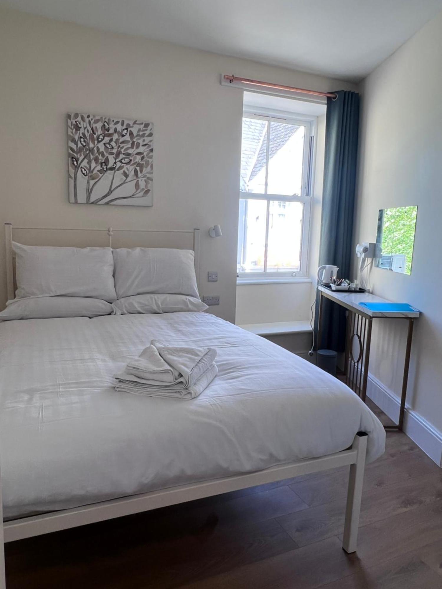 The Harbour Lights Bed & Breakfast Ilfracombe Bagian luar foto